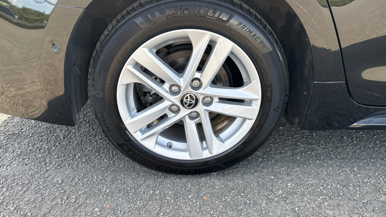 Toyota Corolla 1.8 VVT-i Hybrid Icon Tech 5dr CVT Hybrid Estate